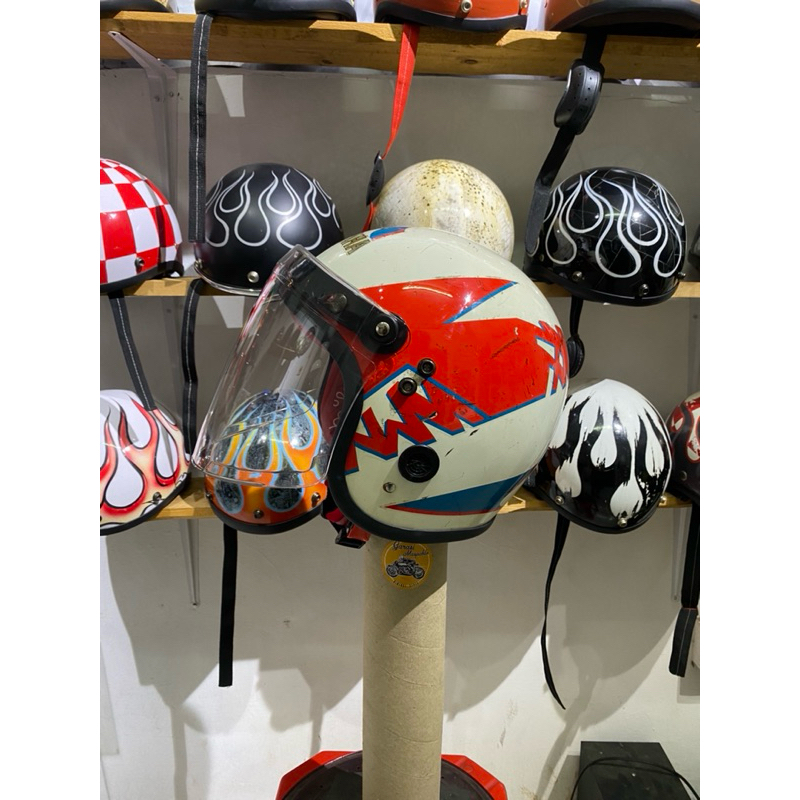 Helm Yamaha Merah Putih Custom
