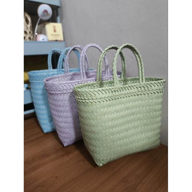 

Hampers Tas Anyaman Plastik Polos Premium Bingkisan Hampers Parcel Souvenir