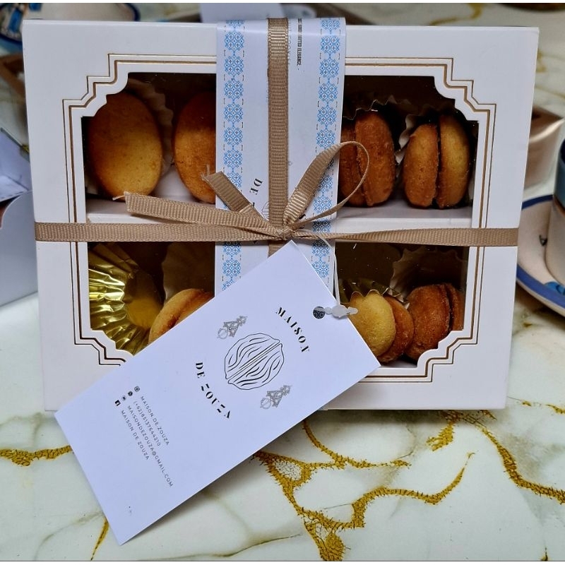 

melted walnut caramel cookies