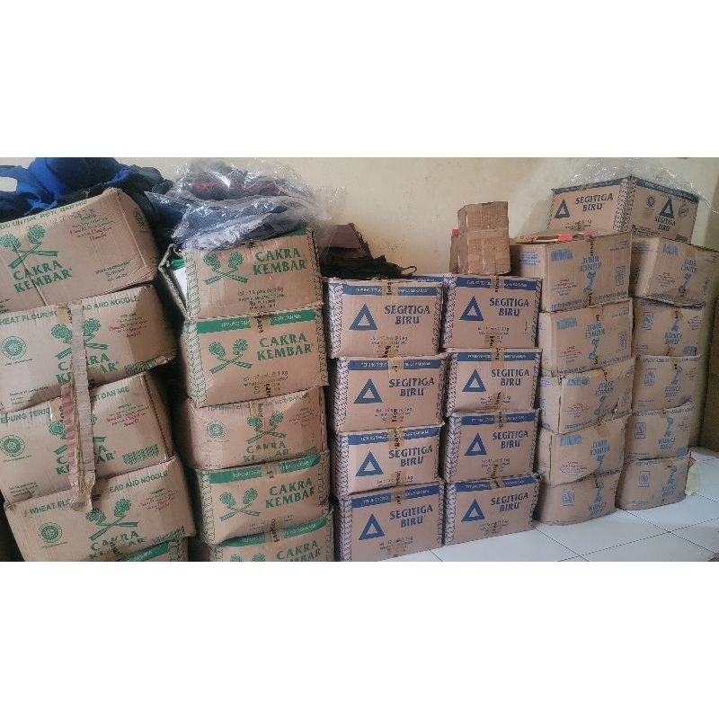 

tepung kunci biru 1 dus