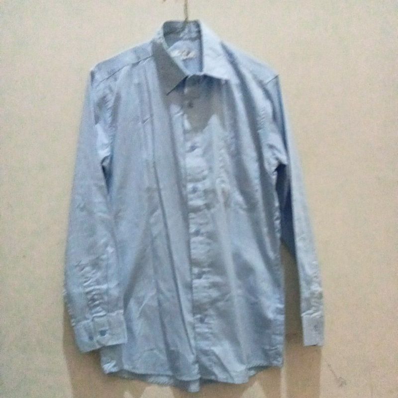 Kemeja Pria Lengan Panjang "ARROW" Preloved