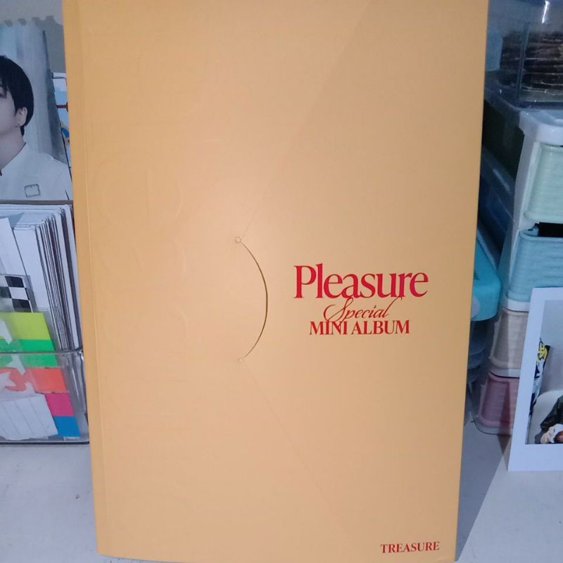 ALBUM ONLY TREASURE OFFICIAL