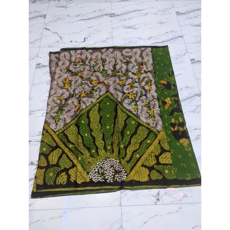 Sarung batik tulis asli madura
