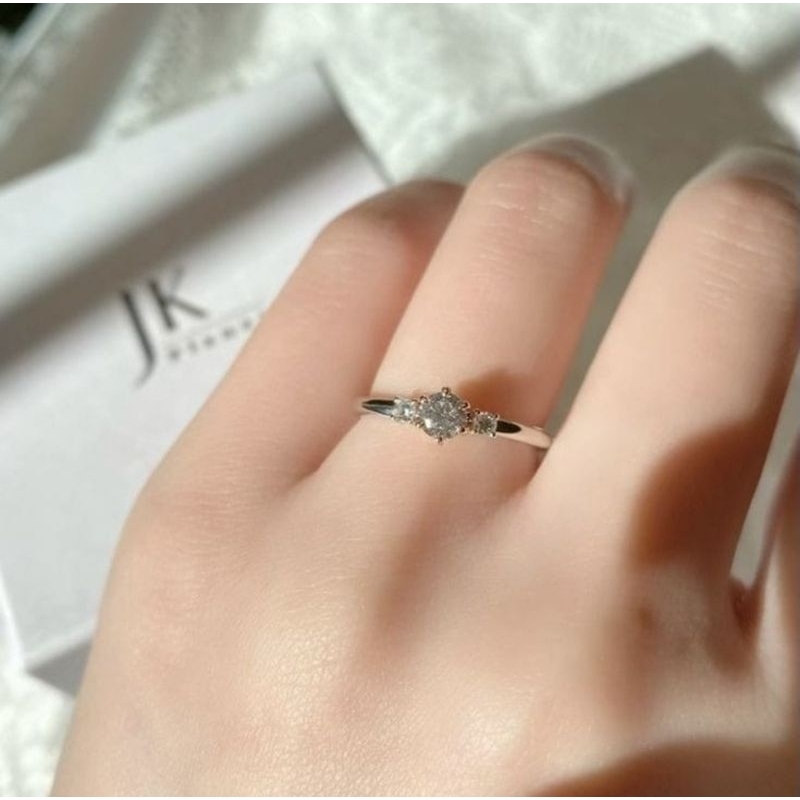 Cincin emas putih 9k