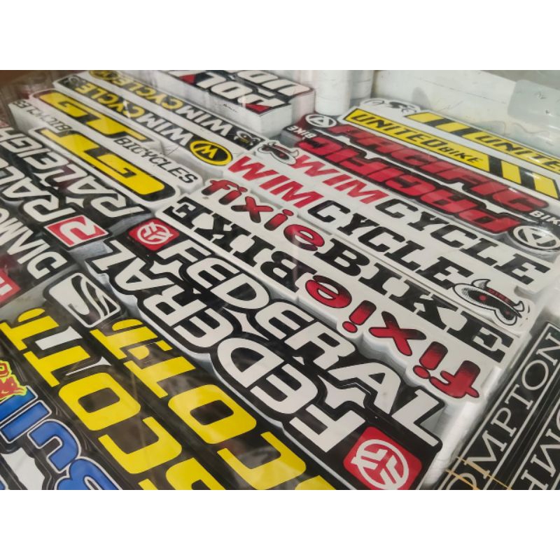 

Stiker Sepeda Isi 50 Anti Air Beragam Merek JunDW