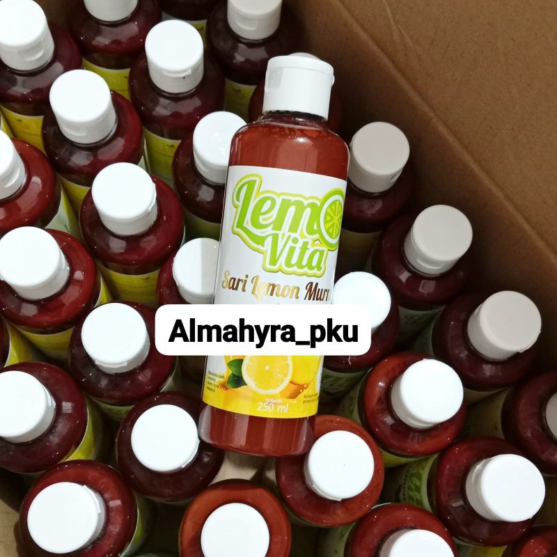 

Lemovita Sari Lemon Murni 250ML / Lemon Vita Jus Lemon Murni