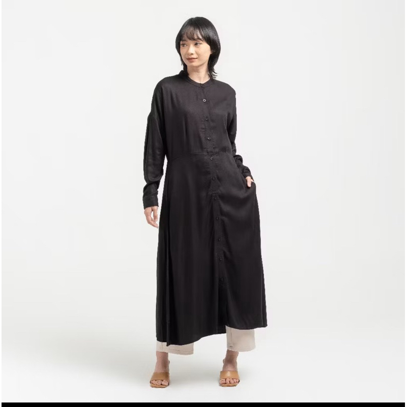 Midi Dress Hitam - Atala
