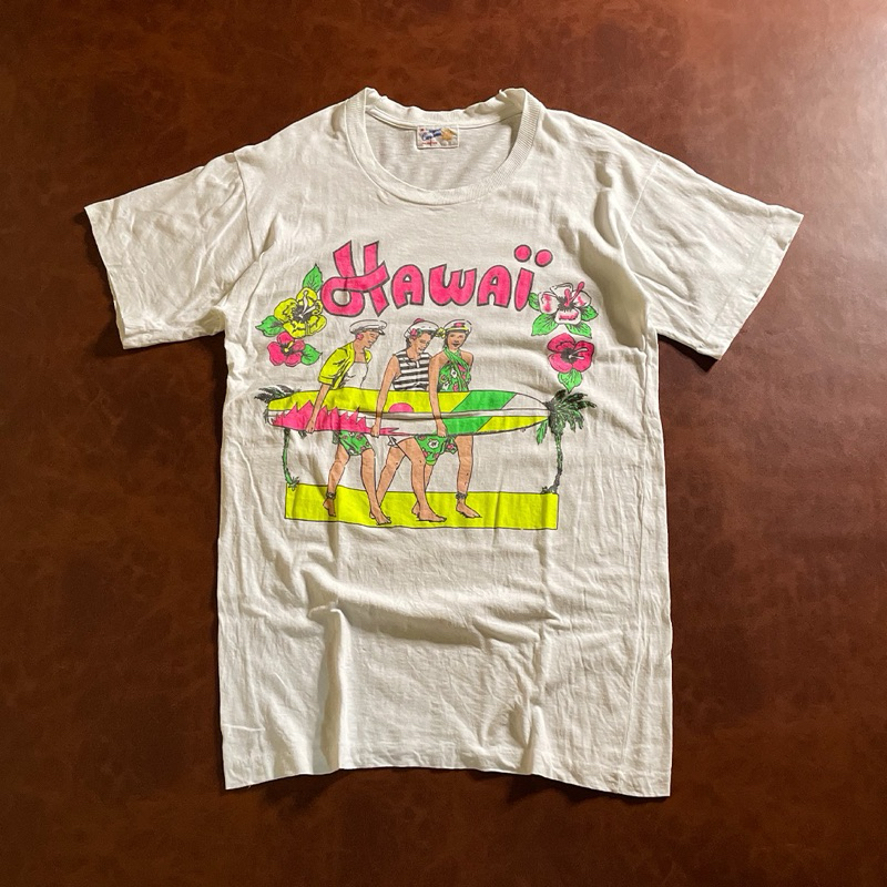 SOLD TO USA 🇺🇸 Kaos Vintage 80s Hawaii Surf Graphic Art - Medium