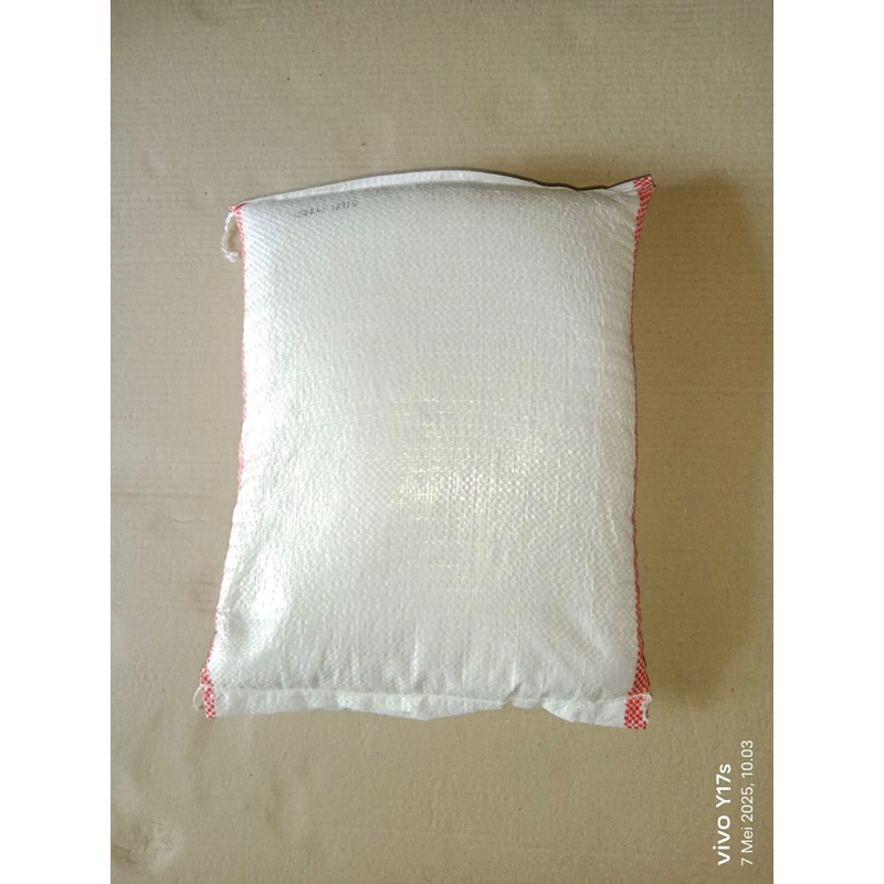 

NO Brand !! Beras pulen murah baru panen dari bibit beras Japonica Jepang