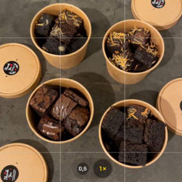 

fudgy bites||brownies size cup