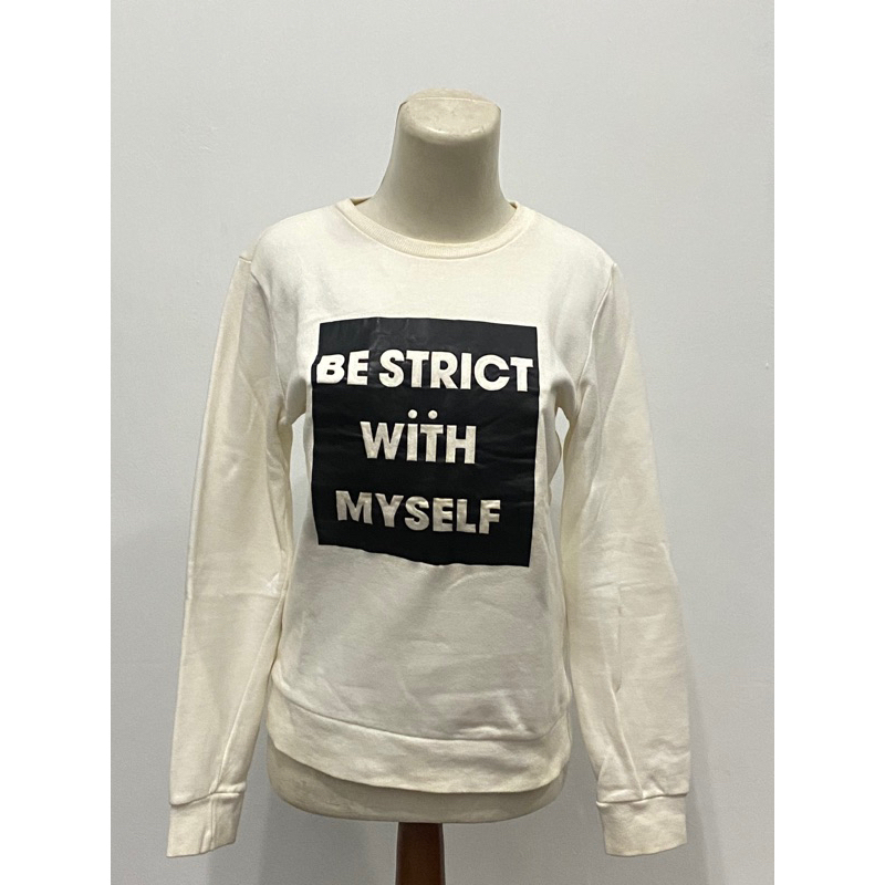 Preloved Atasan Sweater Crewneck