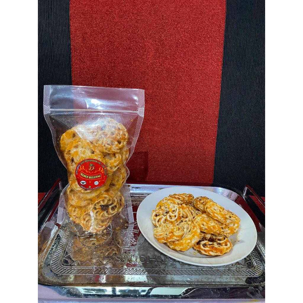 

Kerupuk rafael beli 3 gratis 1 kemasan 55g bumbu melimpah pedas daun jeruk