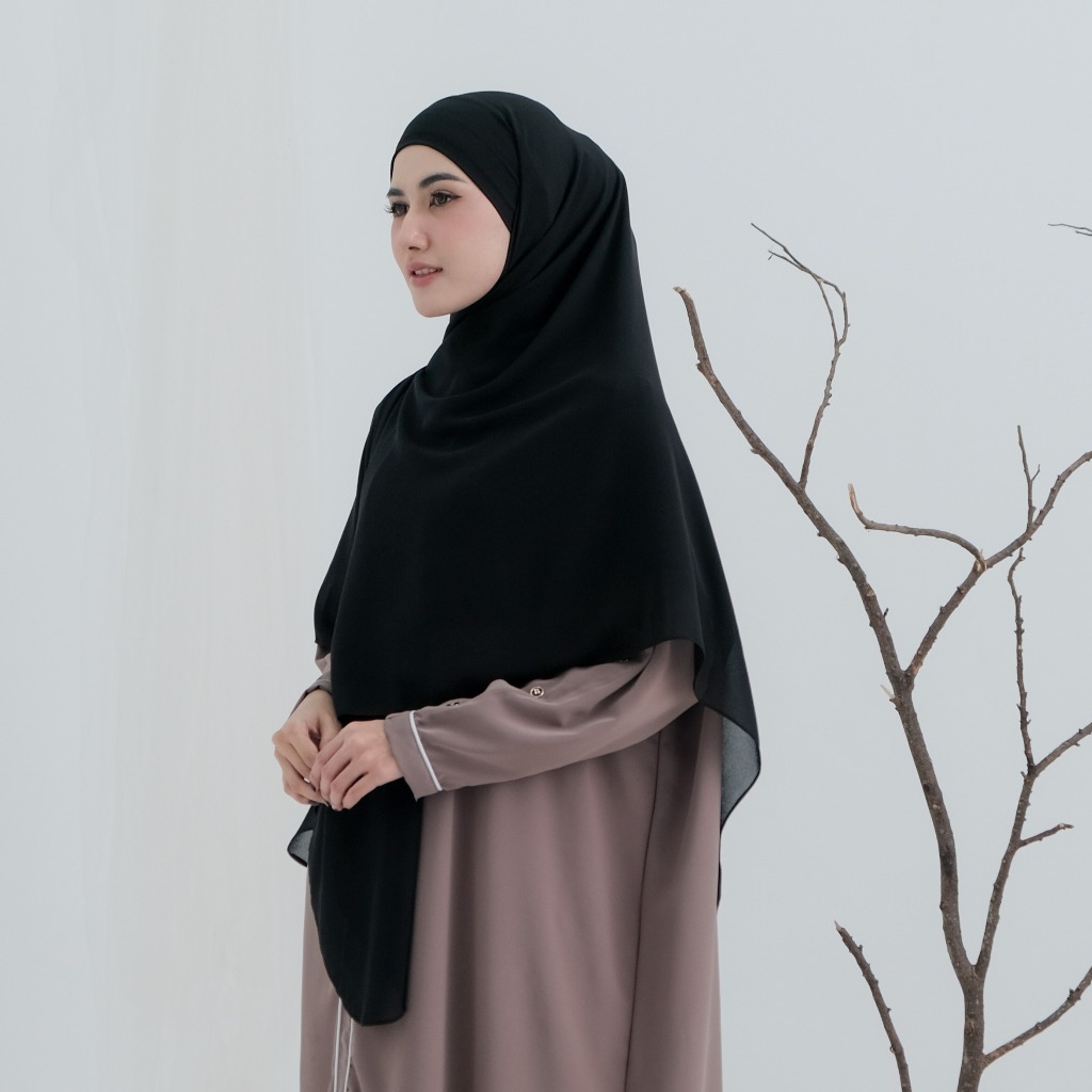 Zahwa Official - Chayra French Square Hijab Instan Karet Bandana Ceruty Baby Doll Premium Super Adem