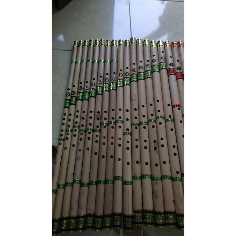 suling bambu satu set isi 15 sudah tuner siap manggung, kualitas jos bambu tebal tua dan suara nyari