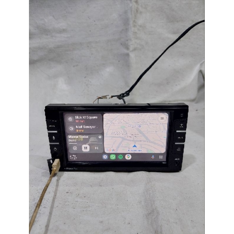 Head unit Clarion apple carplay android auto