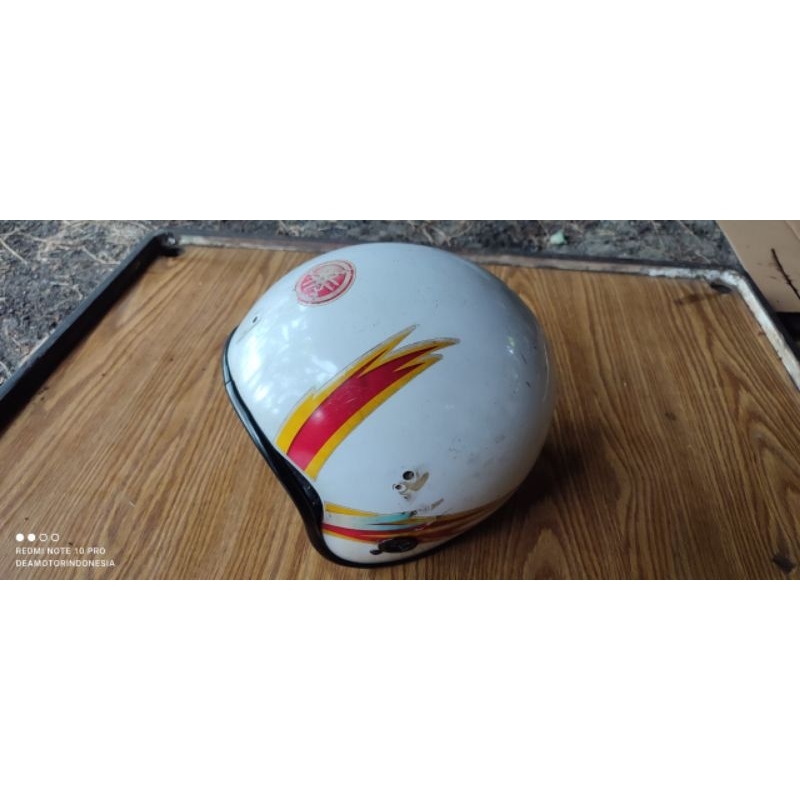 Helm Yamaha original/helm jadul/helm classic /helem jadul