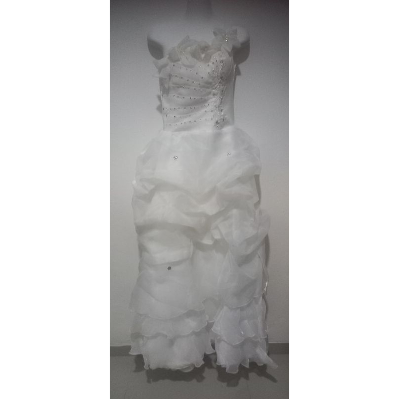 gaun pengantin wanita resepsi second preloved