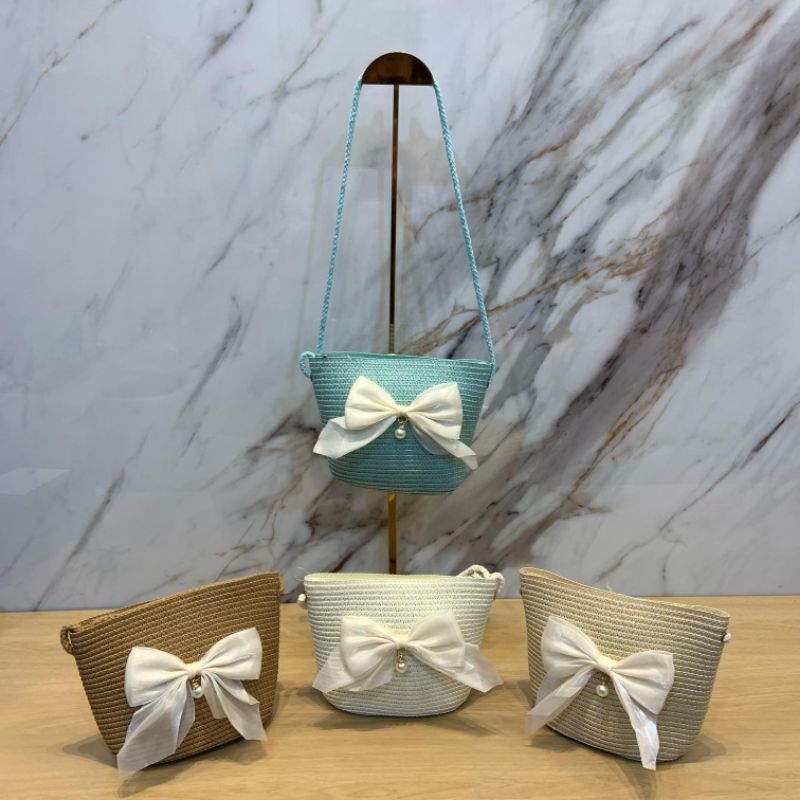 TAS SELEMPANG MINI RAJUT