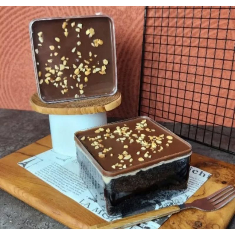 

brownies kukus coklat lumer 500ml
