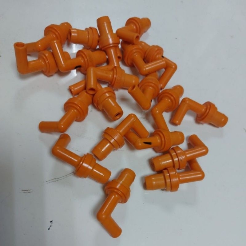 Pvc valve - valve ventilasi bengkok Orange apv futura injeksi 12204-BZ060