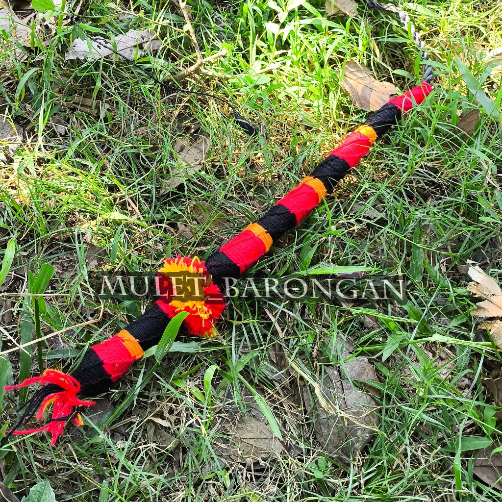 Pecut Gagang Rajut Besar Panjang Suara Keras