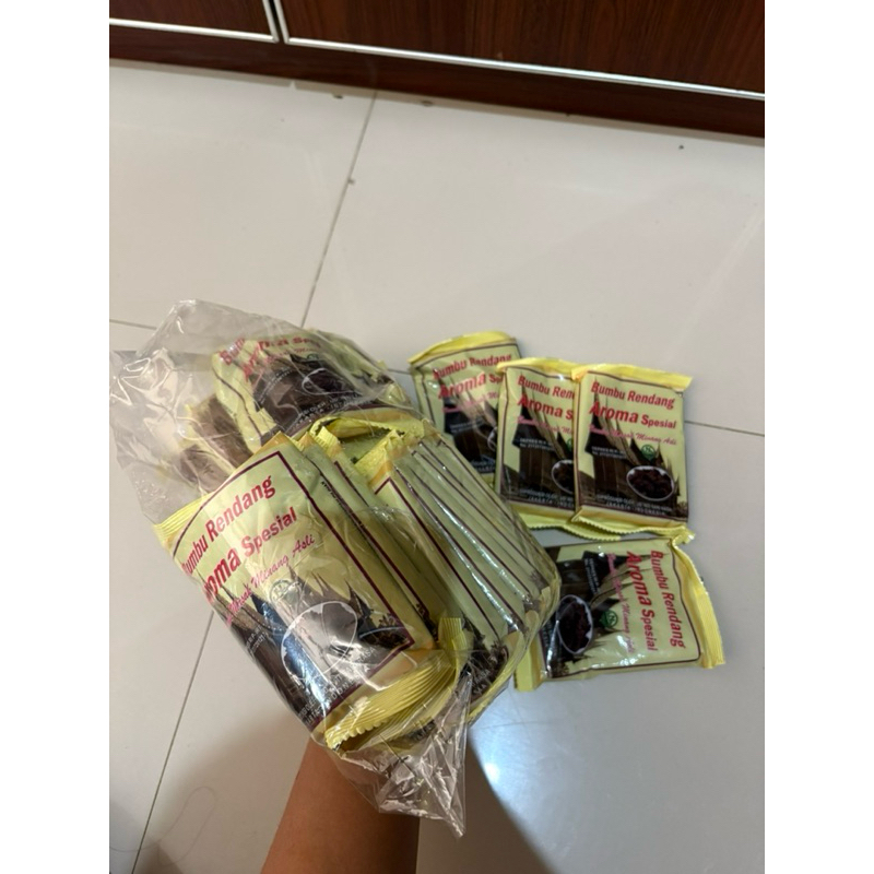 

bumbu masak padang AROMA RENDANG 1pak isi 20pcs