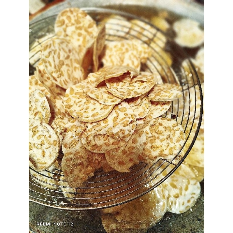 

tempe sagu renyah gurih berat 250gr