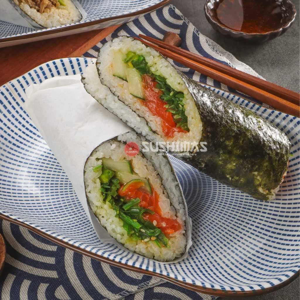 

SALMON BURRITO ROLL