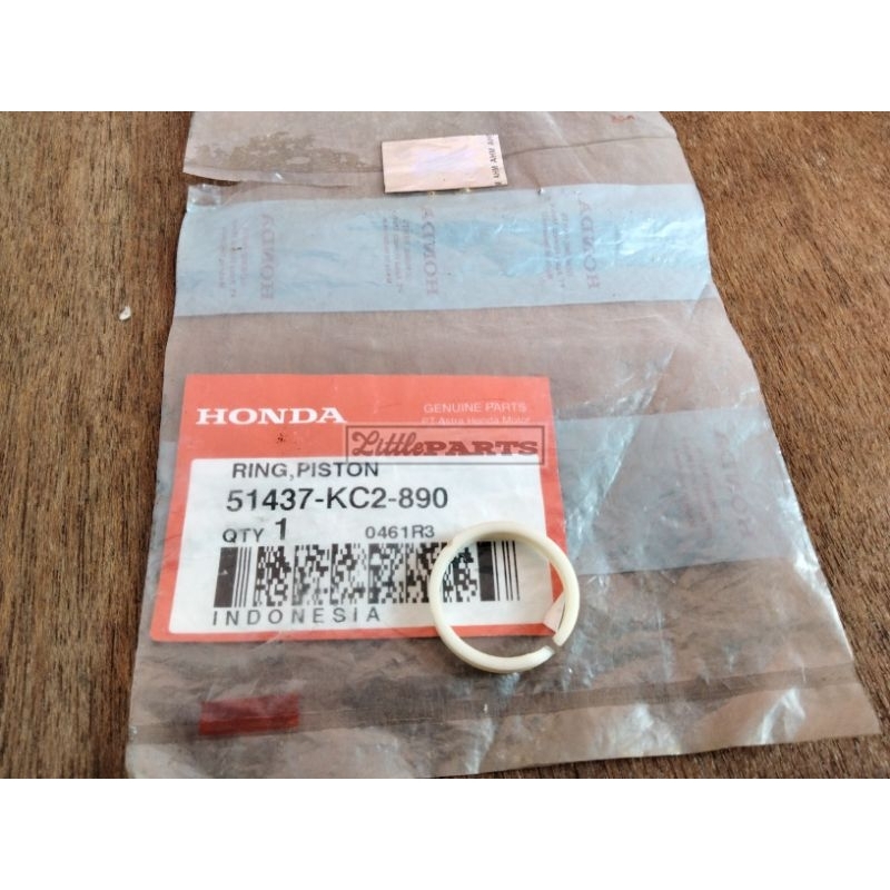 51437 KC2 890 Ring piston ring plastik suling shock shockbreaker depan original ori ahm