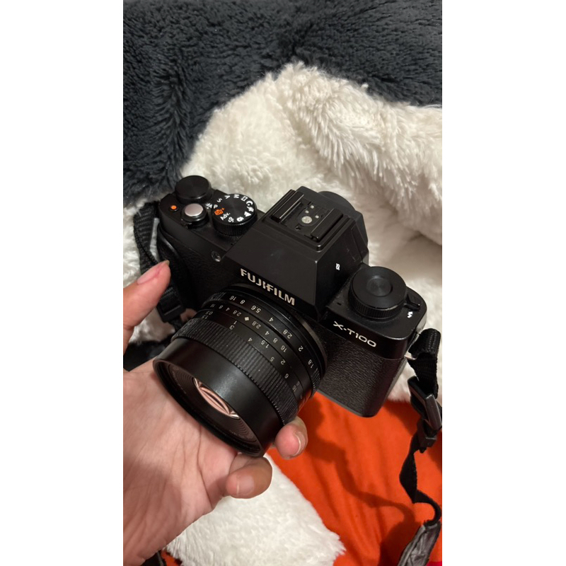 KAMERA FUJIFILM XT 100 ex MUa
