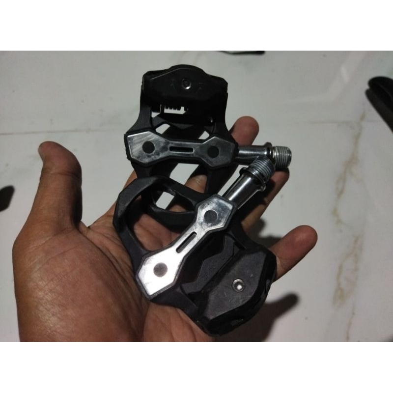 Pedal cleat zeray untuk tapal look