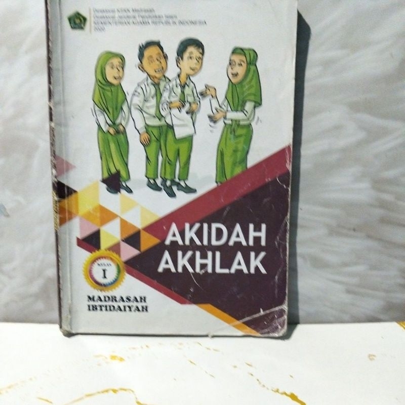 akidah akhlak madrasah ibtidaiyah kelas 1