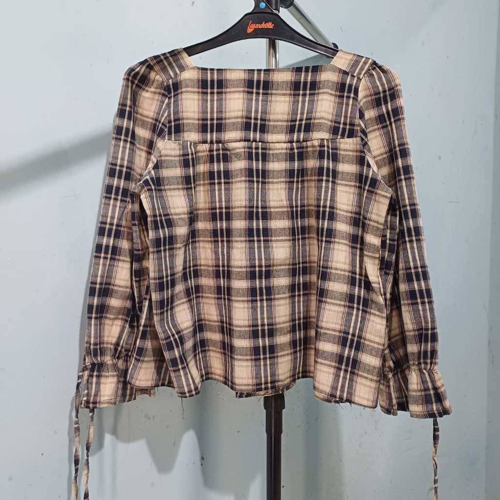 MICO Made in Korea - Blouse Atasan Korean Style Lengan Balon Bertali (Thrift/Preloved)