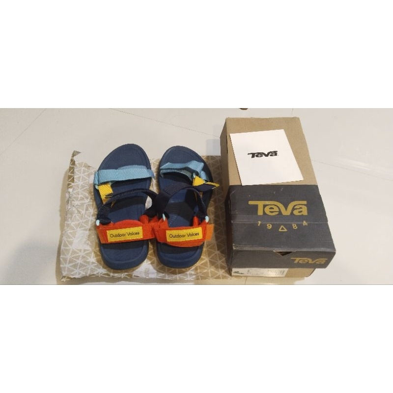 sandal Teva Outdoor Voices