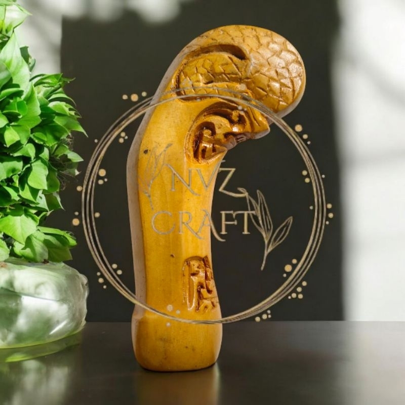 Deder Handel Gagang Keris Motiglf Naga Liman Kayu Cendana Jawa