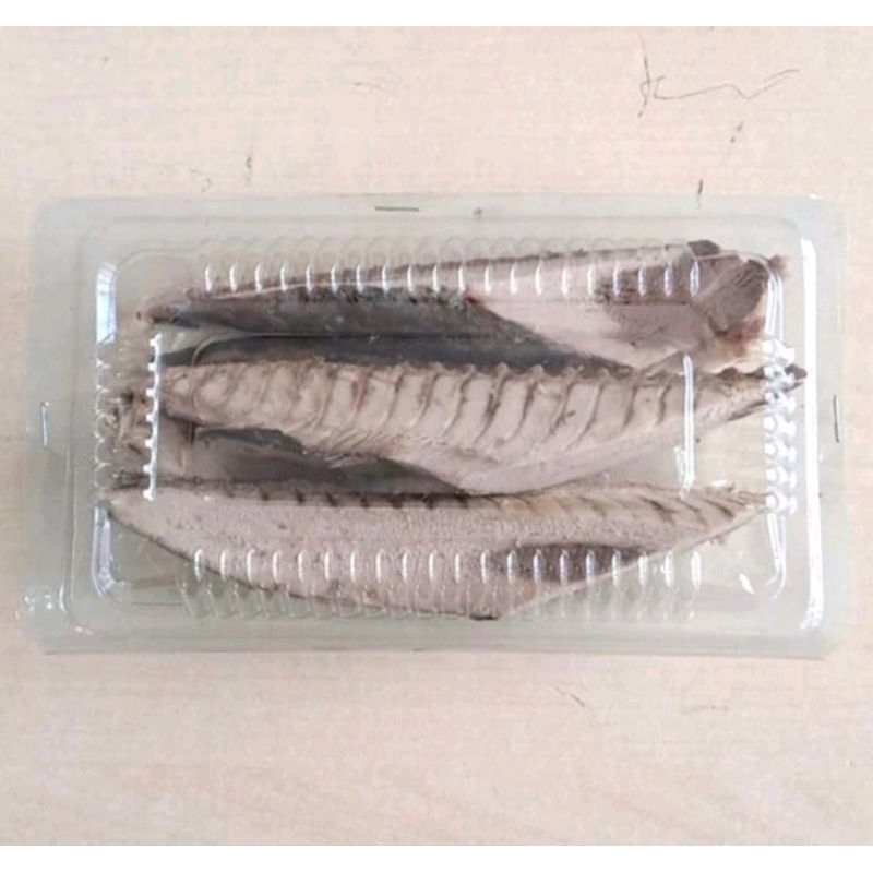 

Ikan tongkol mika isi 5-6 potong..