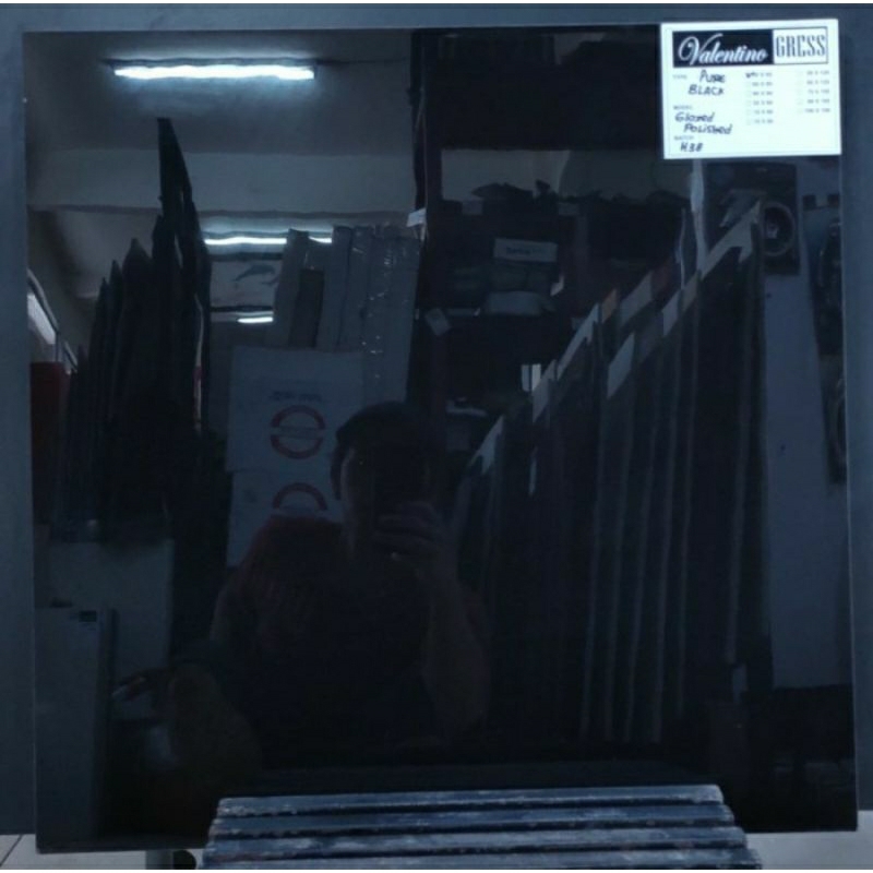 Granit pure black valentino gress