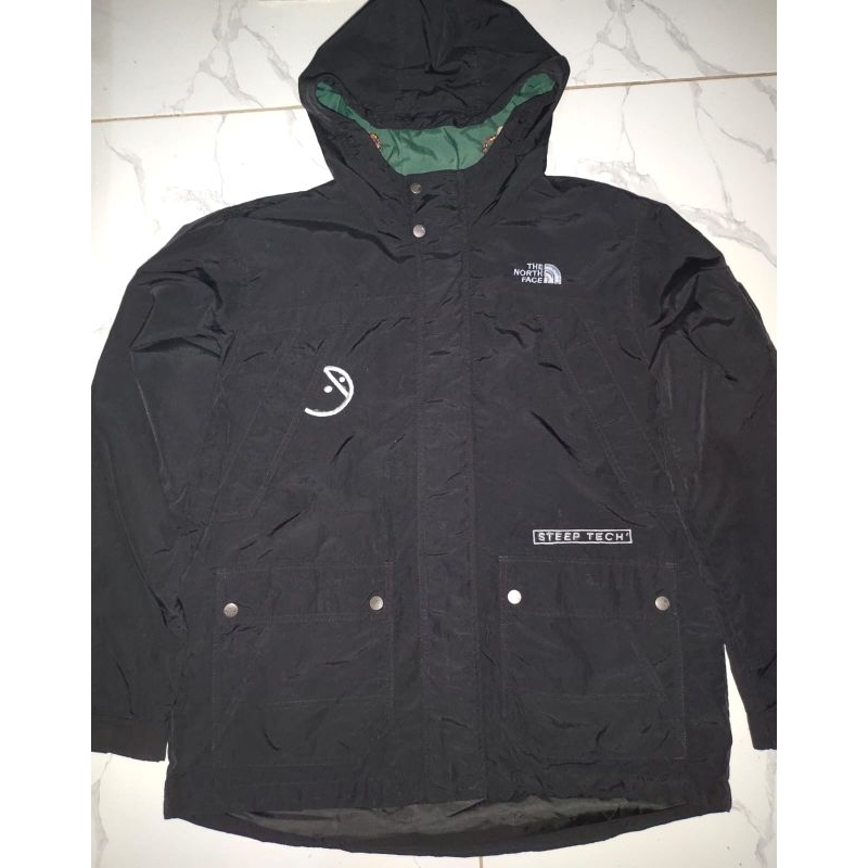 Jaket The North Face (TNF) Steeptech