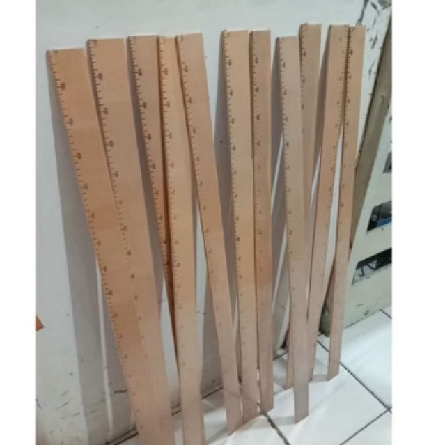 

Mistar Kayu 1 Meter