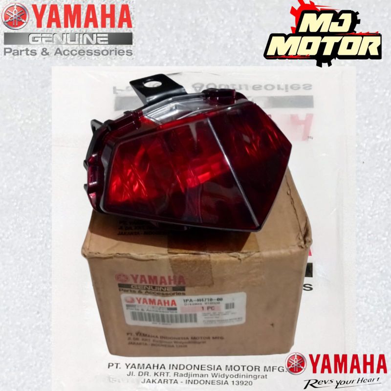TAILLIGHT UNIT ASSY, LAMPU STOP ASSY VIXION NEW NVA NVL ORIGINAL YAMAHA 1PA-H4710-00