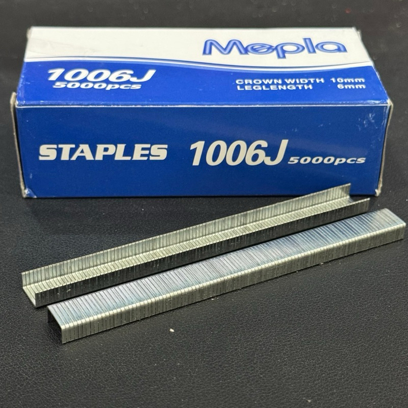 

MEPLA 1006J isi staples air gun nailer 6mm refill paku tembak 5000pcs hekter tembak angin stapler staple refil isi ulang anak hekter tembak staples shoot fill airgun nailer J 1006 J ( 6 mili ) finish nail