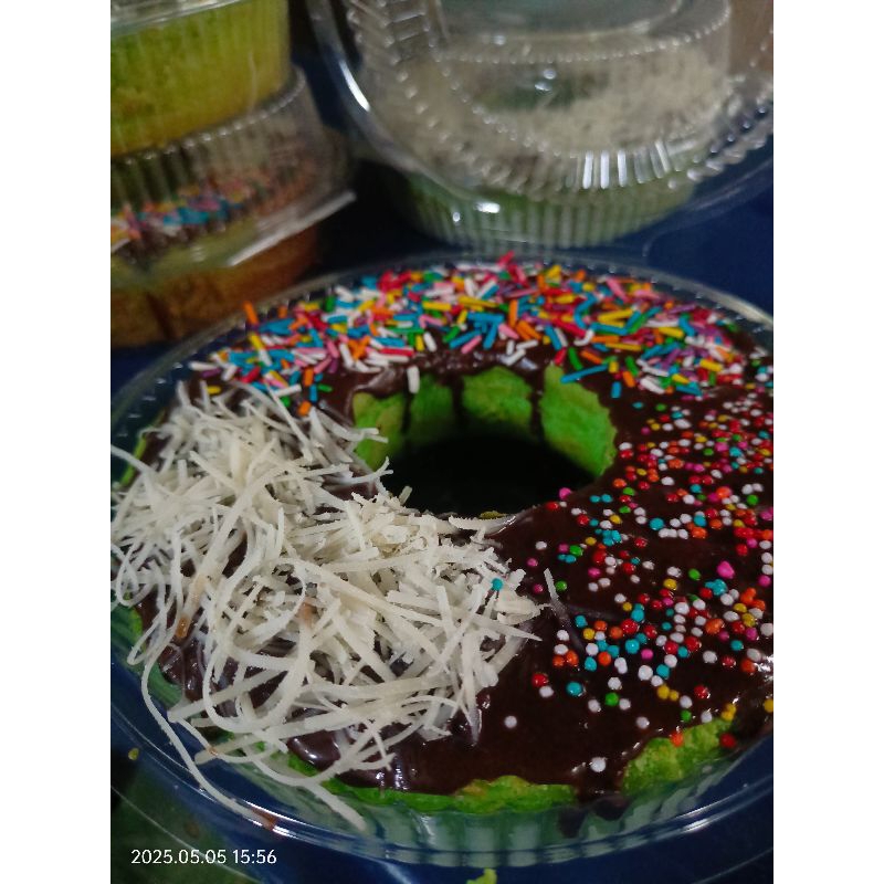 

bolu pandan aneka toping, bolu tape,bolu pisang dll