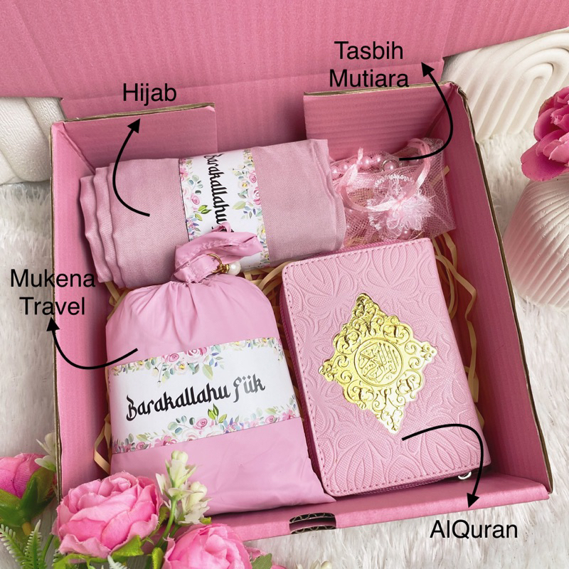 Paket Hampers Mukena Travel AlQuran Hijab Kado Cewek Muslimah Hadiah Pernikahan Ulang Tahun Wedding 