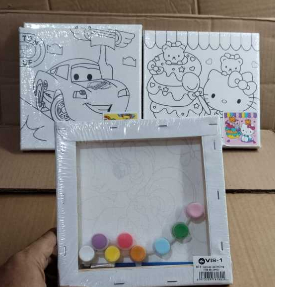 

Kanvas Sketsa Mewarnai 20x20 cm