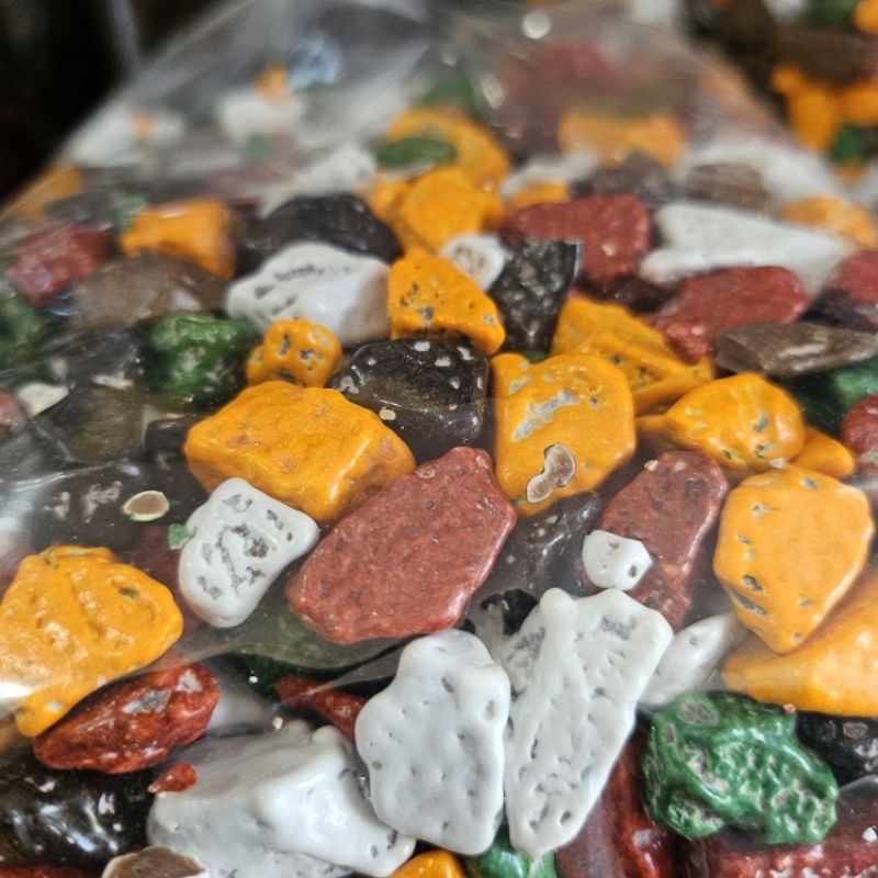 

coklat compound susu manis bentuk batu 1kg