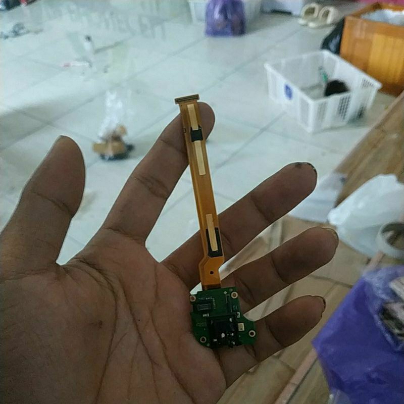 fleksibel board speaker bekas Oppo a57 kurang kabel antena