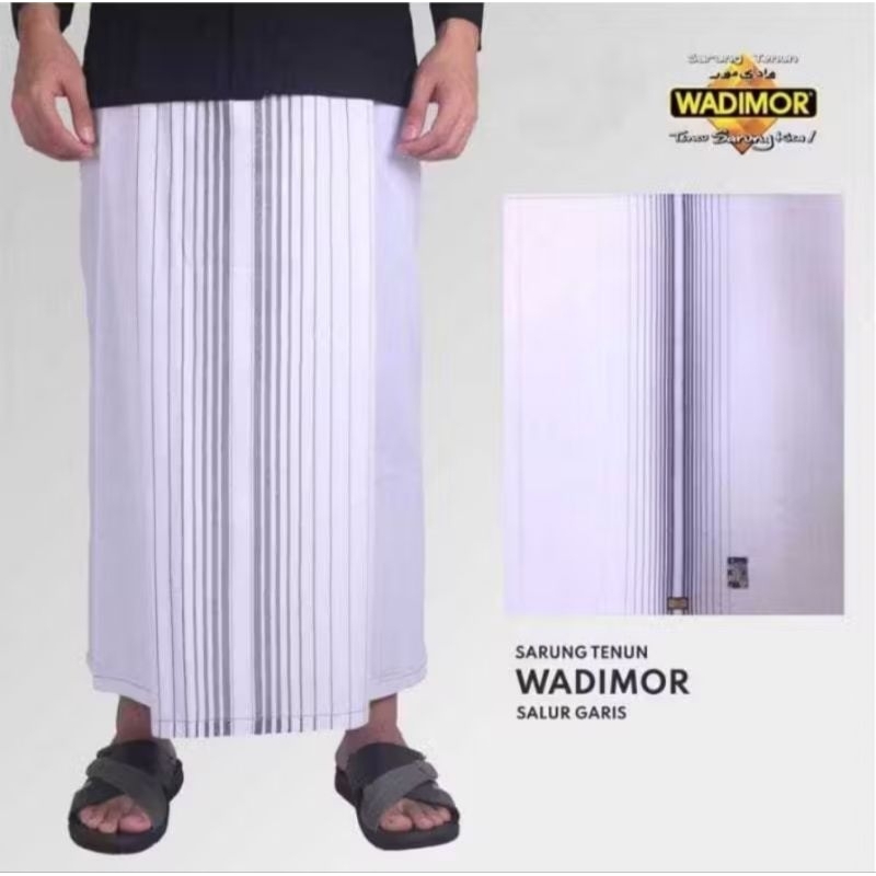 sarung Wadimor putih Tumpal