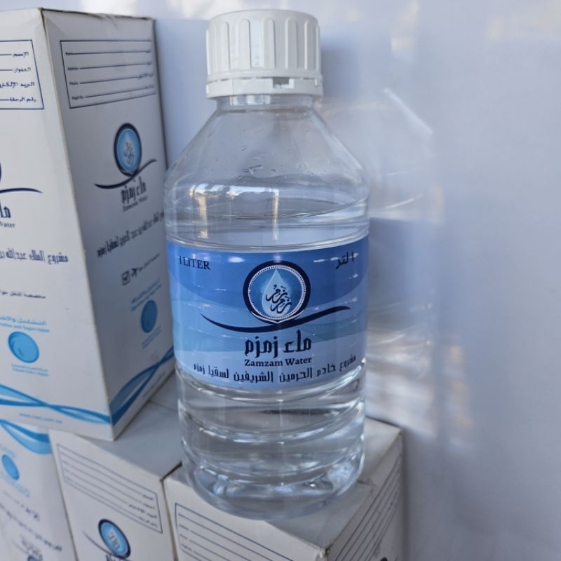 

air zam zam murni 1liter 100% asli no campuran oleh oleh haji umroh