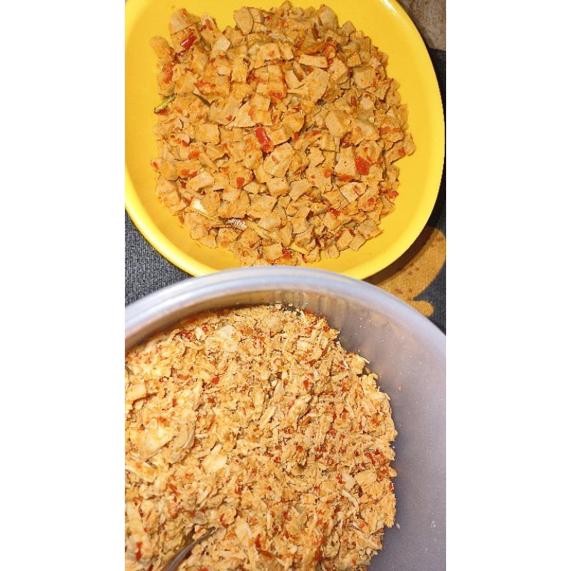 

Cireng Mix Isi Ayam Suir Pedas & Bakso Cincang Pedas