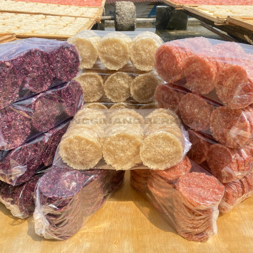 

rengginang mentah beras ketan,terasi dan bawang putih kerupuk rengginang 30 pcs rasa dijamin enak